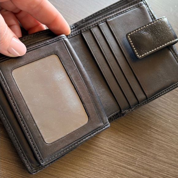 Coach Hampton Stitched Embossed TriFold Wallet Black Brass 2007 - Picture 11 of 14